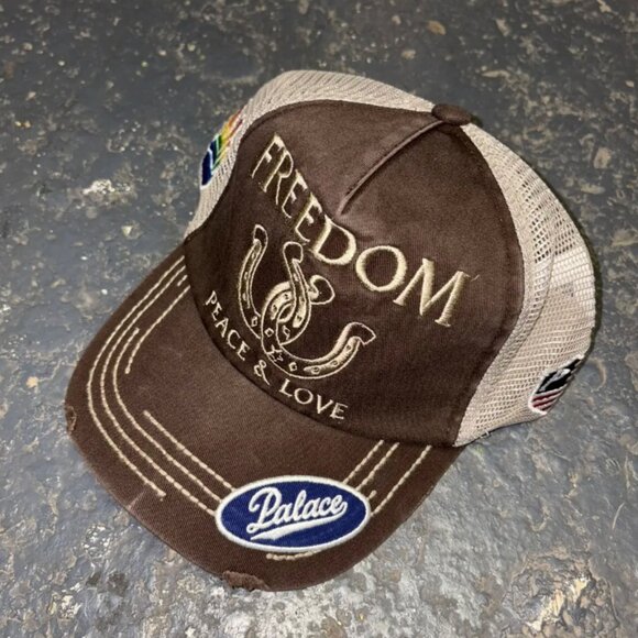 Palace Freedom Distressed Trucker Hat - Picture 1 of 4